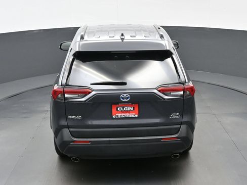 Used 2023 Toyota RAV4 XLE w/ XLE Grade Weather Package AWD/4WD image 39