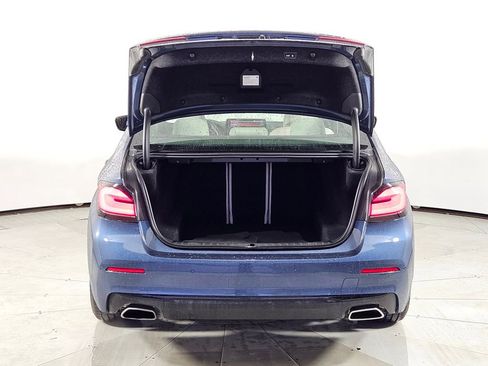 Used 2023 BMW 540i w/ Executive Package image 10