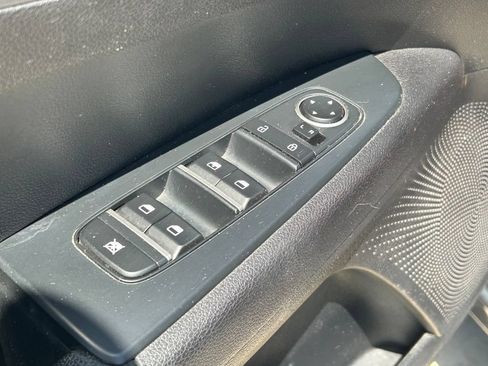 Used 2021 Kia Forte LXS FWD image 20
