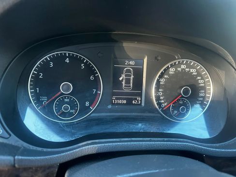 Used 2014 Volkswagen Passat 1.8T SEL Premium image 20