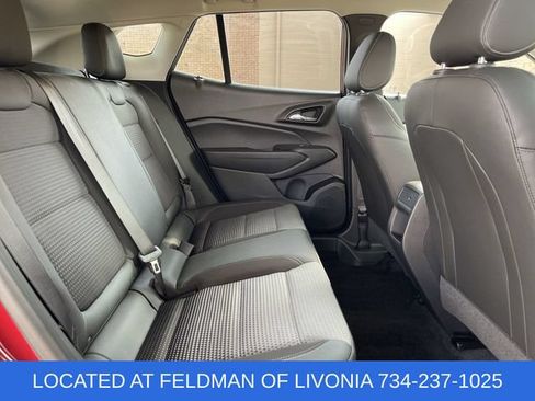 Used 2024 Chevrolet Trax LT w/ Driver Confidence Package FWD image 25