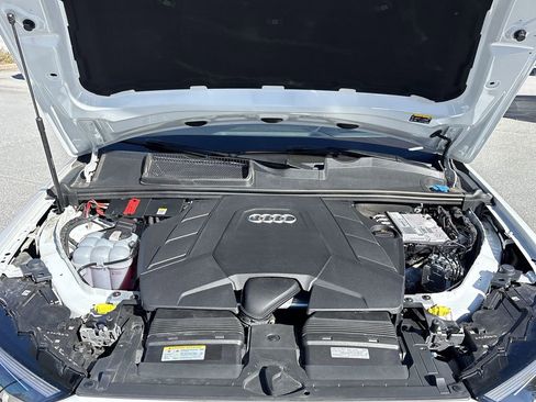 Used 2023 Audi Q7 3.0T Prestige image 31