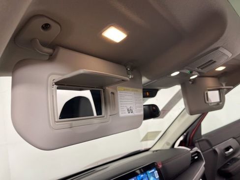 New 2026 Nissan Kicks SR w/ SR Premium Package image 34