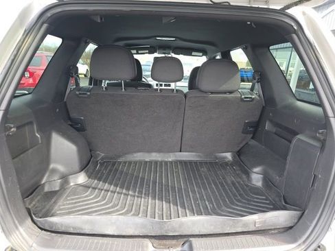 Used 2011 Ford Escape XLT w/ Class II Trailer Tow Pkg image 24