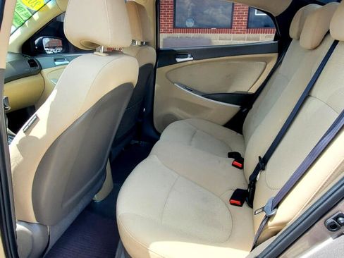 Used 2014 Hyundai Accent GLS image 16