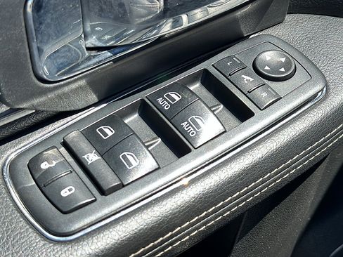 Used 2018 RAM 2500 Laramie w/ Sport Appearance Group AWD/4WD image 24