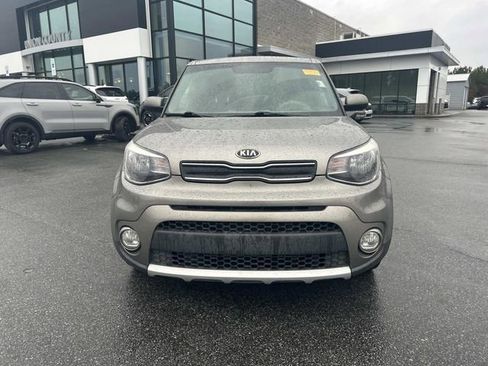 Used 2017 Kia Soul + image 7