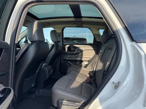 New 2026 Lincoln Corsair Grand Touring AWD/4WD image 10