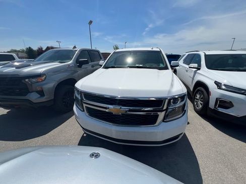 Used 2015 Chevrolet Suburban LT AWD/4WD image 2