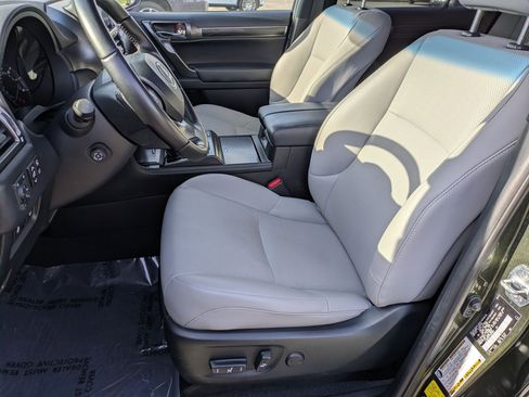 Used 2023 Lexus GX 460 w/ Black Line Special Edition image 14