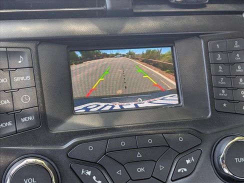Used 2018 Ford Fusion SE FWD image 13