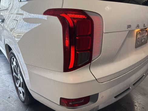 Used 2021 Hyundai Palisade Calligraphy image 10