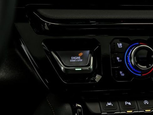 New 2026 GMC Sierra 1500 AT4 w/ Technology Package image 15