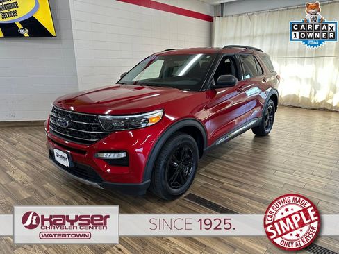 Used 2024 Ford Explorer XLT w/ Equipment Group 202A AWD/4WD image 1