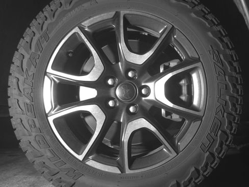 Used 2025 Jeep Compass Trailhawk AWD/4WD image 13
