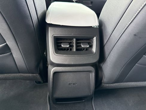 Used 2025 Chevrolet Equinox EV LT FWD image 25