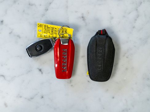 Used 2018 Ferrari GTC4Lusso AWD/4WD image 19