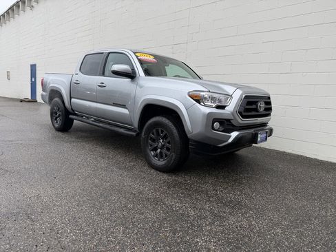 Used 2022 Toyota Tacoma SR5 image 4