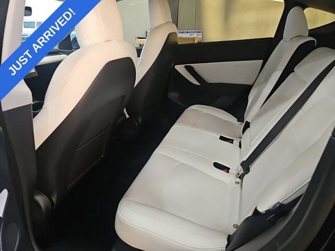 Used 2021 Tesla Model Y Long Range AWD/4WD image 5