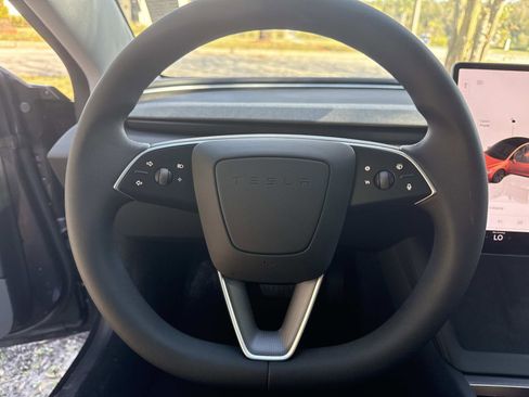 Used 2025 Tesla Model 3 Long Range image 27