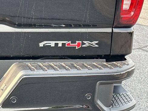 New 2026 GMC Sierra 1500 AT4X AWD/4WD image 5
