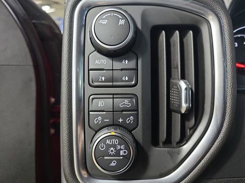 Used 2019 Chevrolet Silverado 1500 LT Trail Boss image 27