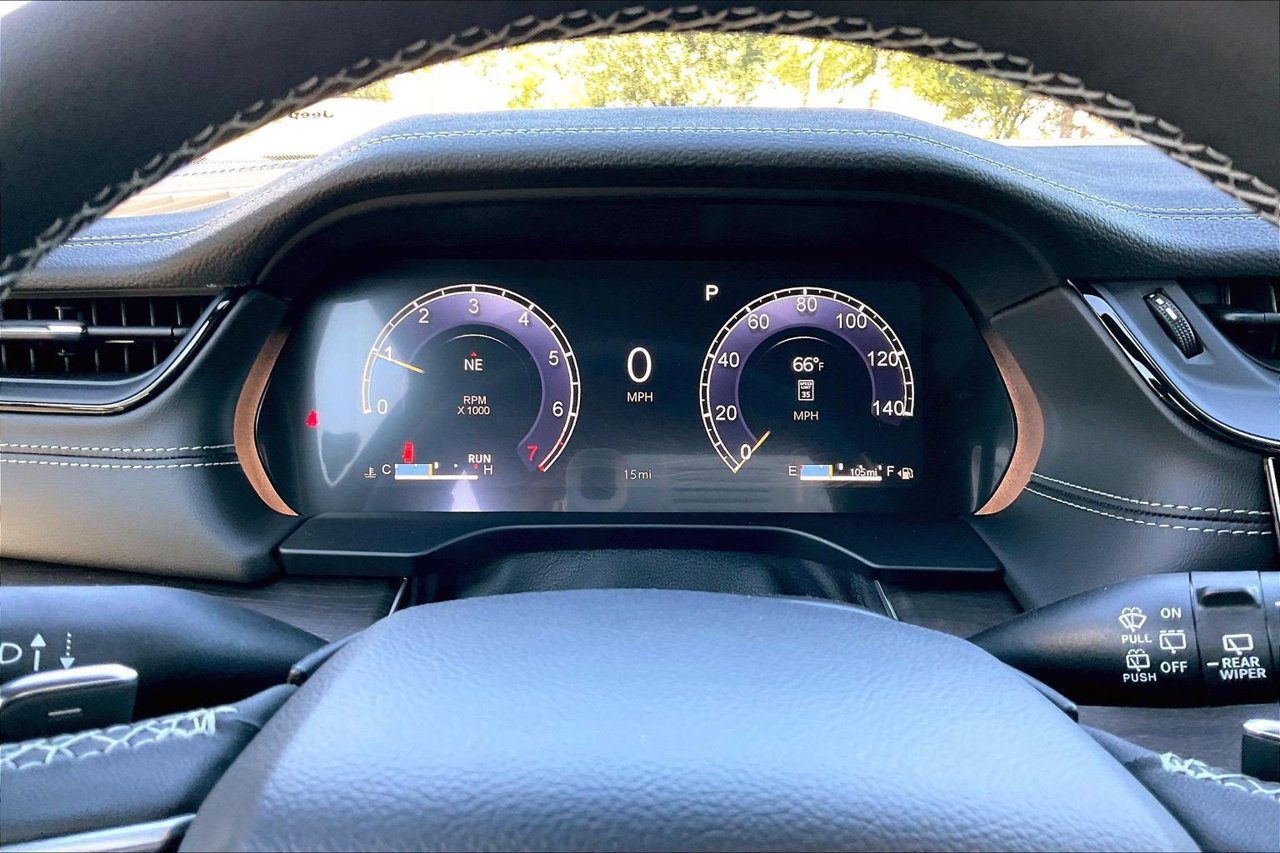 New 2027 Jeep Grand Cherokee Altitude RWD image 10