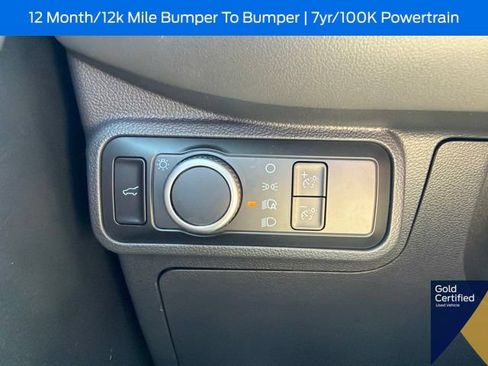 Used 2025 Ford Explorer Active RWD image 31