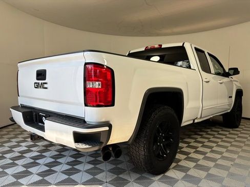 Used 2017 GMC Sierra 1500 SLE w/ SLE Value Package AWD/4WD image 6