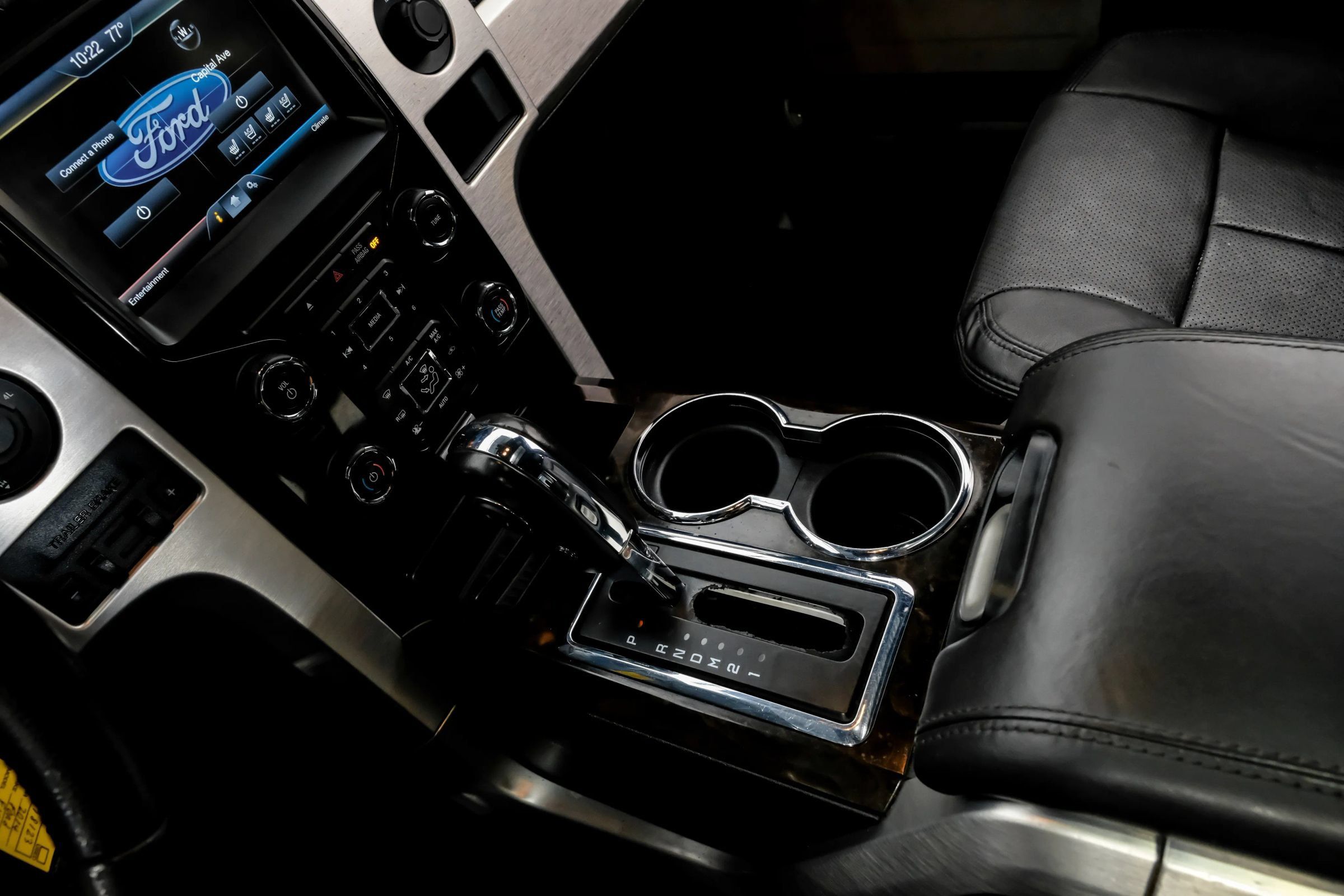 Used 2014 Ford F150 Platinum AWD/4WD image 32
