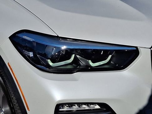 Used 2021 BMW X5 xDrive40i w/ Convenience Package image 11