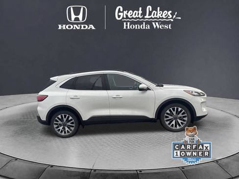 Used 2020 Ford Escape Titanium AWD/4WD image 4