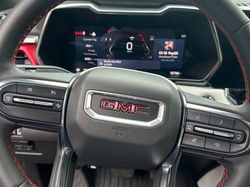 Used 2024 GMC Canyon AT4X AWD/4WD image 15