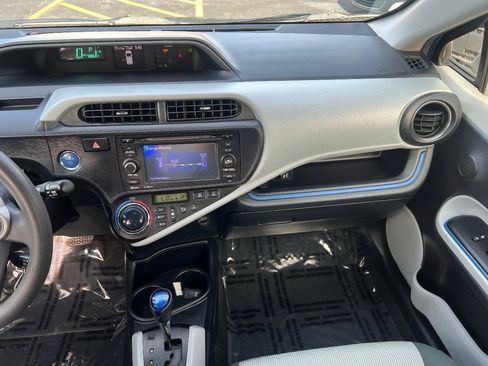 Used 2012 Toyota Prius C Three FWD image 30