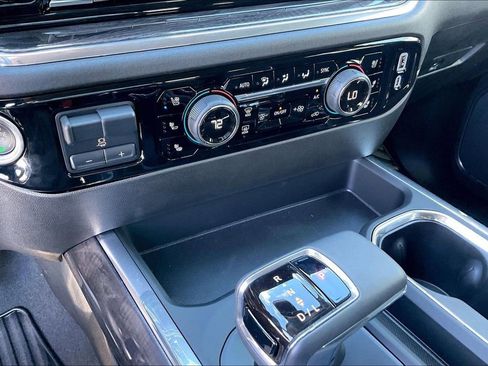 New 2024 Chevrolet Silverado 1500 LTZ w/ LTZ Premium Texas Edition AWD/4WD image 18
