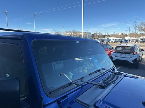 Used 2019 Jeep Wrangler Unlimited Sahara image 5