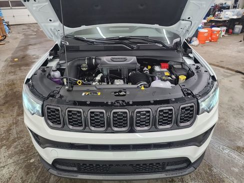 New 2026 Jeep Compass Latitude image 41