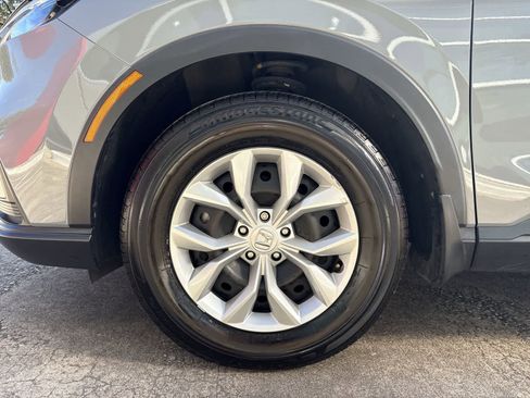 Used 2025 Honda CR-V LX image 8