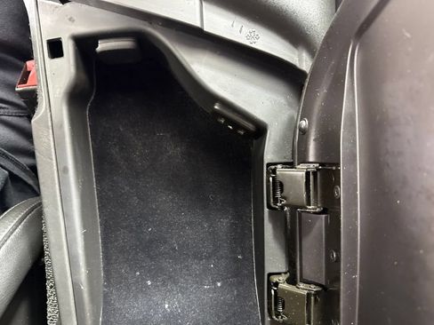Used 2019 Chevrolet Corvette Stingray Coupe RWD image 24