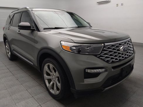 Used 2020 Ford Explorer Platinum w/ Premium Technology Package AWD/4WD image 13