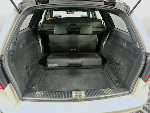 Used 2016 Mercedes-Benz E 350 4MATIC Wagon image 30
