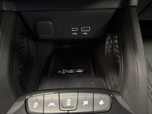New 2026 Chevrolet TrailBlazer LT w/ Convenience Package FWD image 32