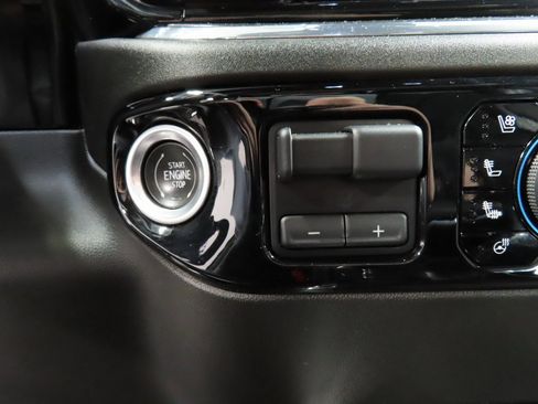 Used 2024 Chevrolet Silverado 1500 High Country image 50