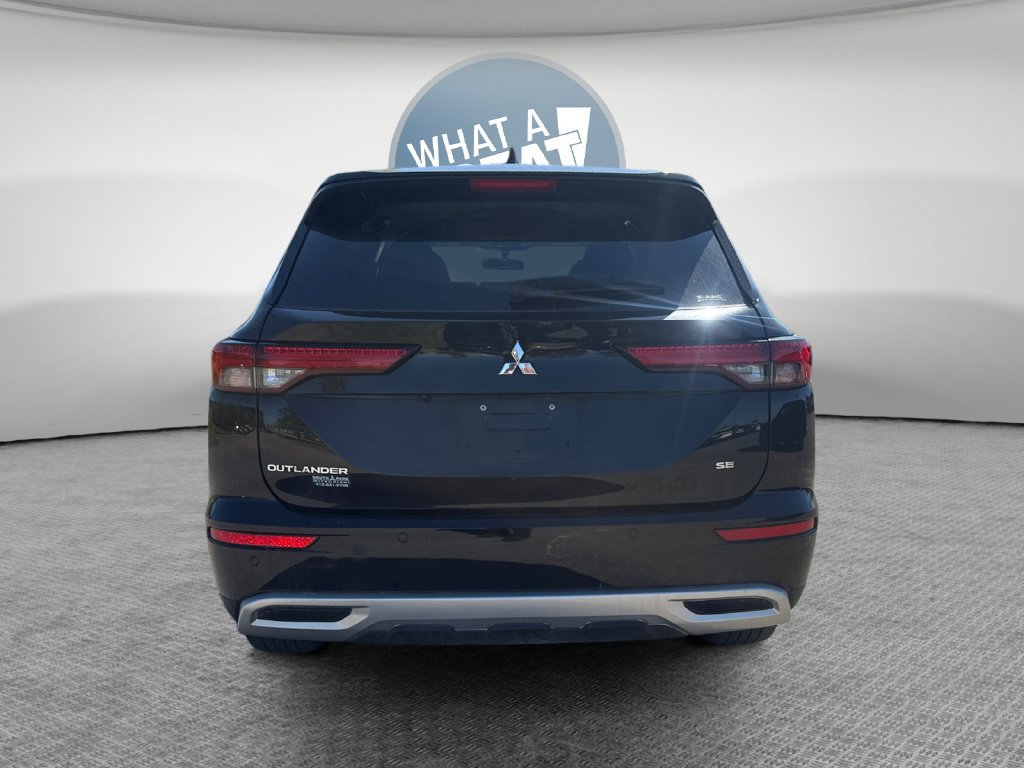 Used 2022 Mitsubishi Outlander SE AWD/4WD image 5