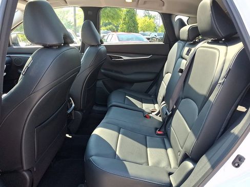 Used 2025 INFINITI QX50 Luxe AWD/4WD image 10