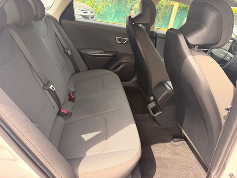 Used 2025 Kia K4 FWD image 15