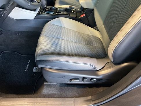 Used 2026 Subaru Forester Premium AWD/4WD image 50