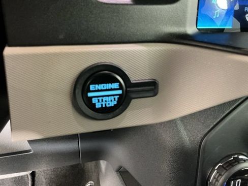 Used 2023 Ford Bronco Wildtrak AWD/4WD image 24