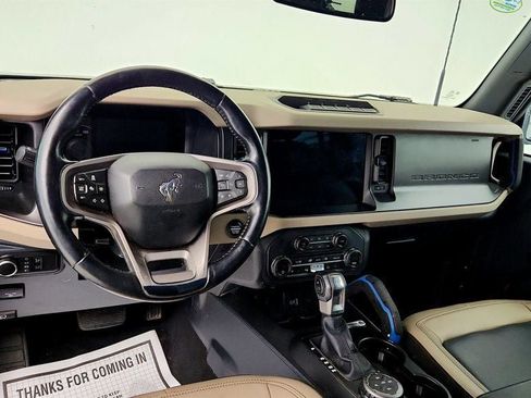Used 2023 Ford Bronco Wildtrak AWD/4WD image 11