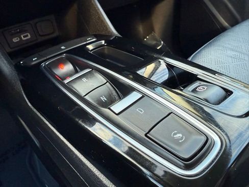 Used 2022 Chevrolet Bolt EUV LT w/ Convenience Package image 25